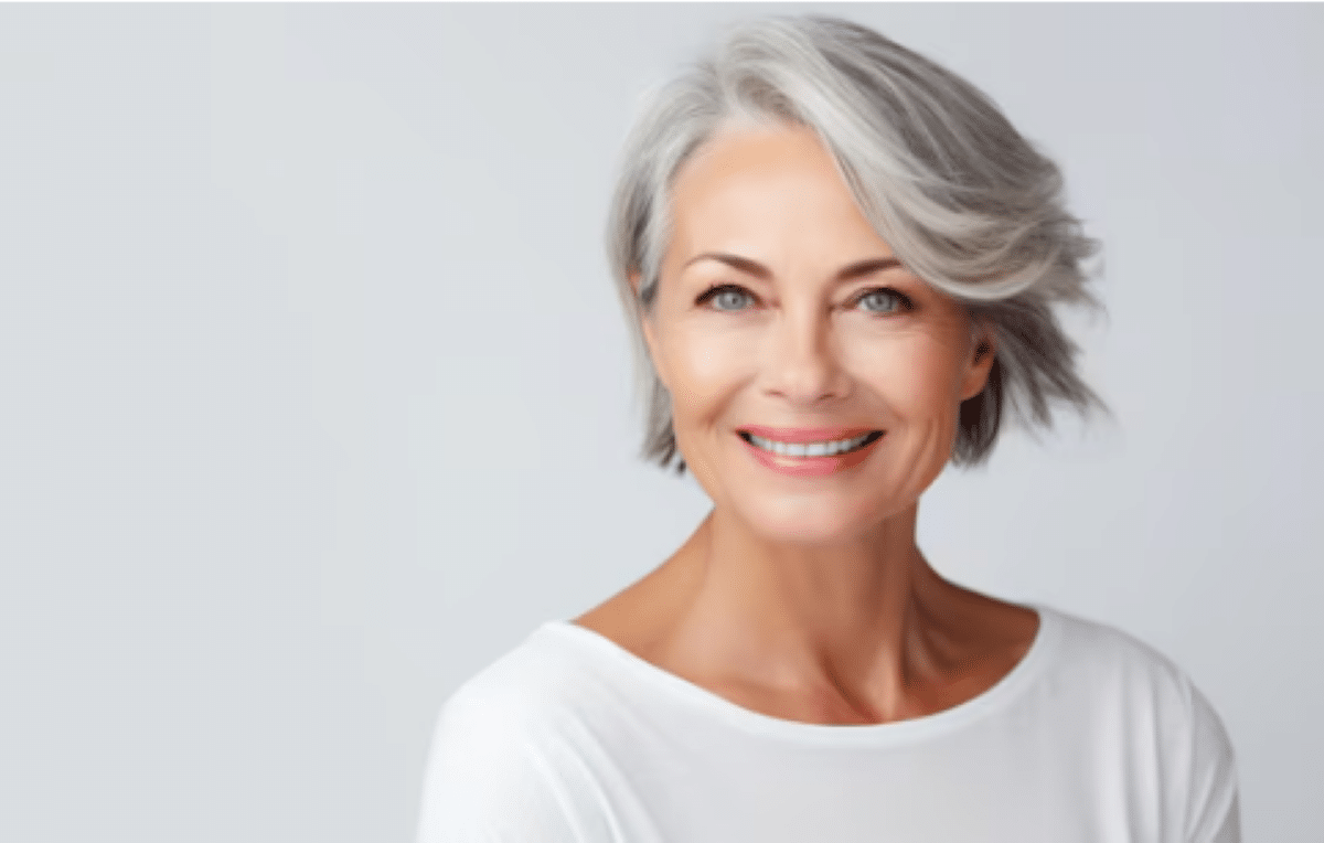 A decisão sobre o corte de cabelo ideal vai além da estética. Imagem: Freepik.