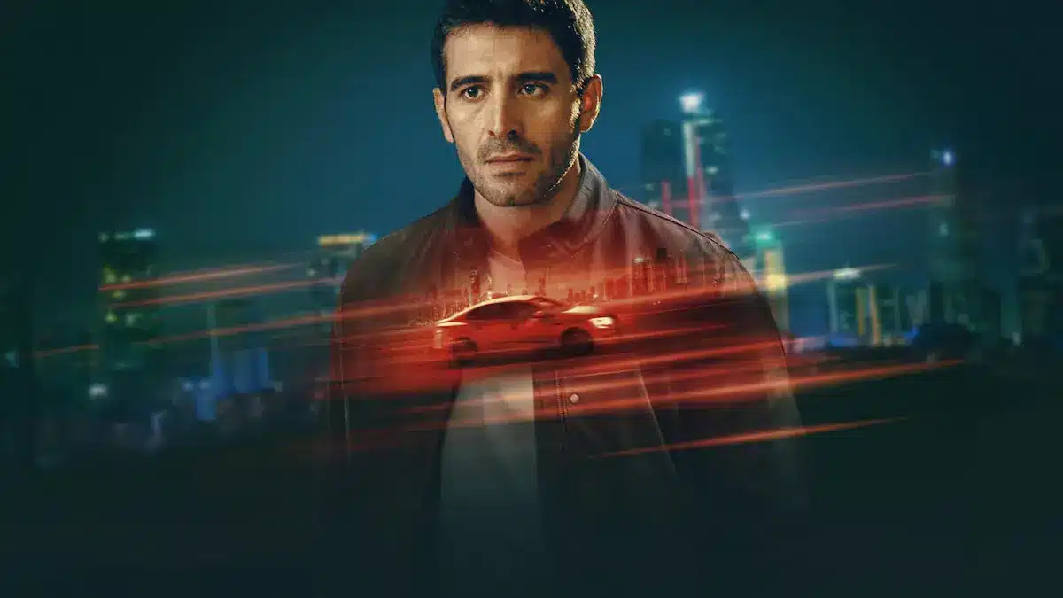 Cena tensa de Asaf, mostrando o protagonista em um momento de crise após ser arrastado para o mundo do crime.