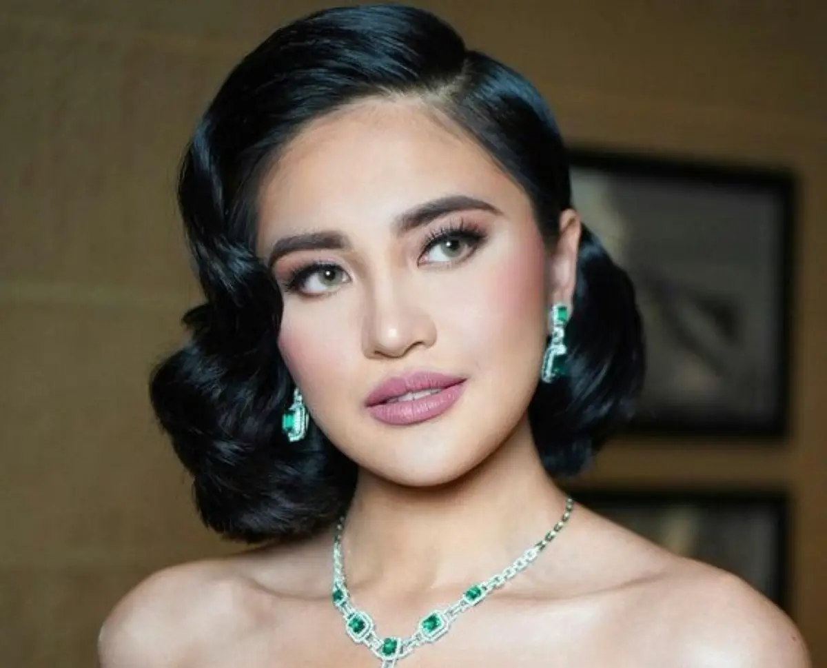 Penteado Elegante para Cabelos Curtos