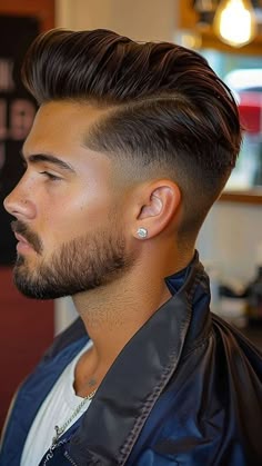 Low Fade com Cabelo Liso