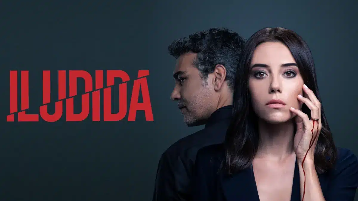 Imagem de promo da novela turca Iludida, com os protagonistas em uma pose de tensão e mistério, com destaque para o título.
