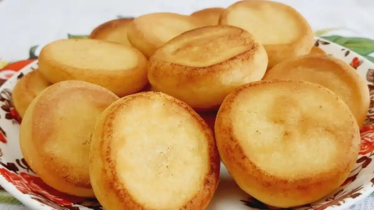 Pãozinho delicioso sem farinha e ovos, fácil e rápido de fazer