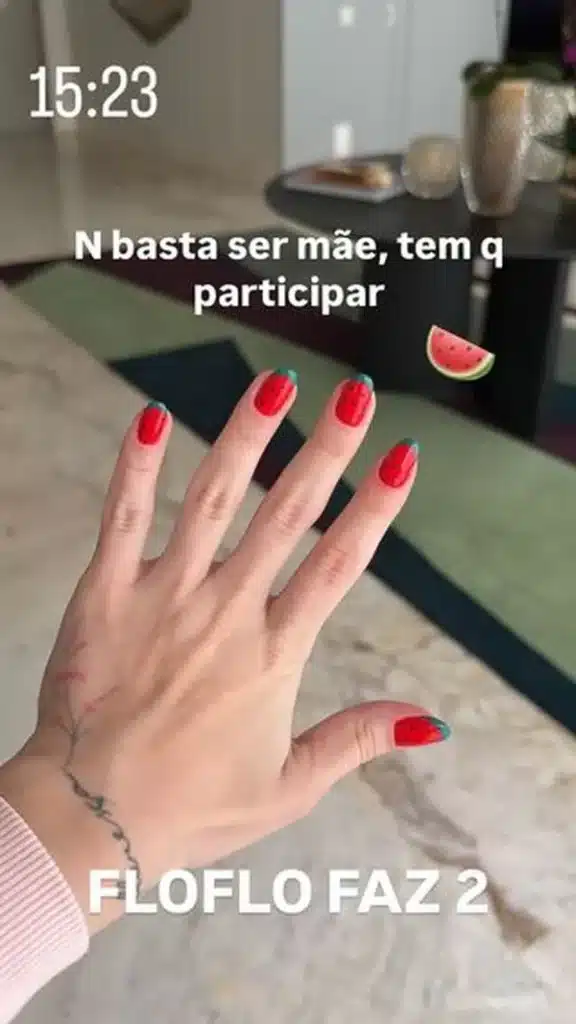 Unhas temáticas inspiradas na personagem Magali, da Turma da Mônica, criadas para celebrar o aniversário da filha de Virgínia
