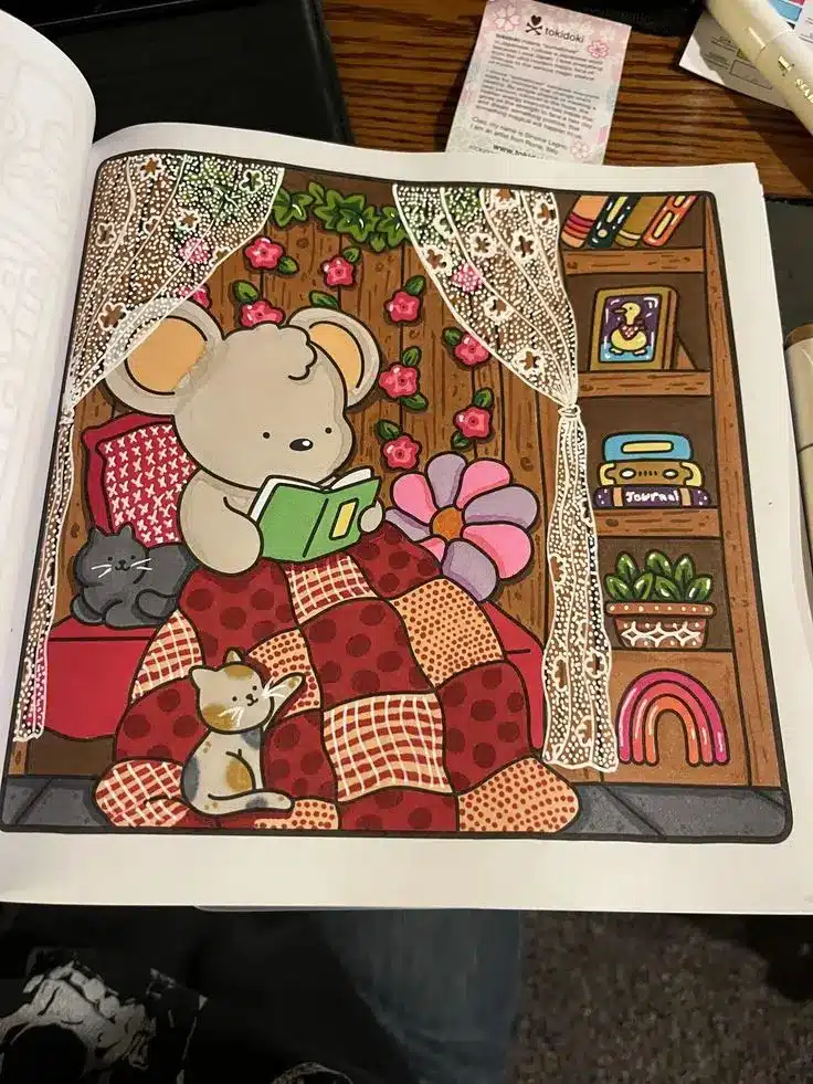 Ilustração de ursinhos fofos no livro Cozy Friends, com um cenário aconchegante e relaxante.