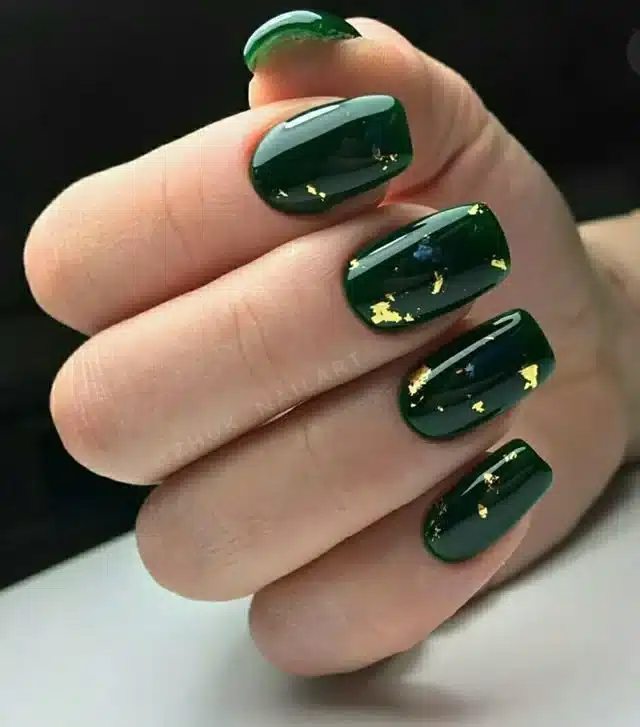 unhas verde esmeralda festas juninas