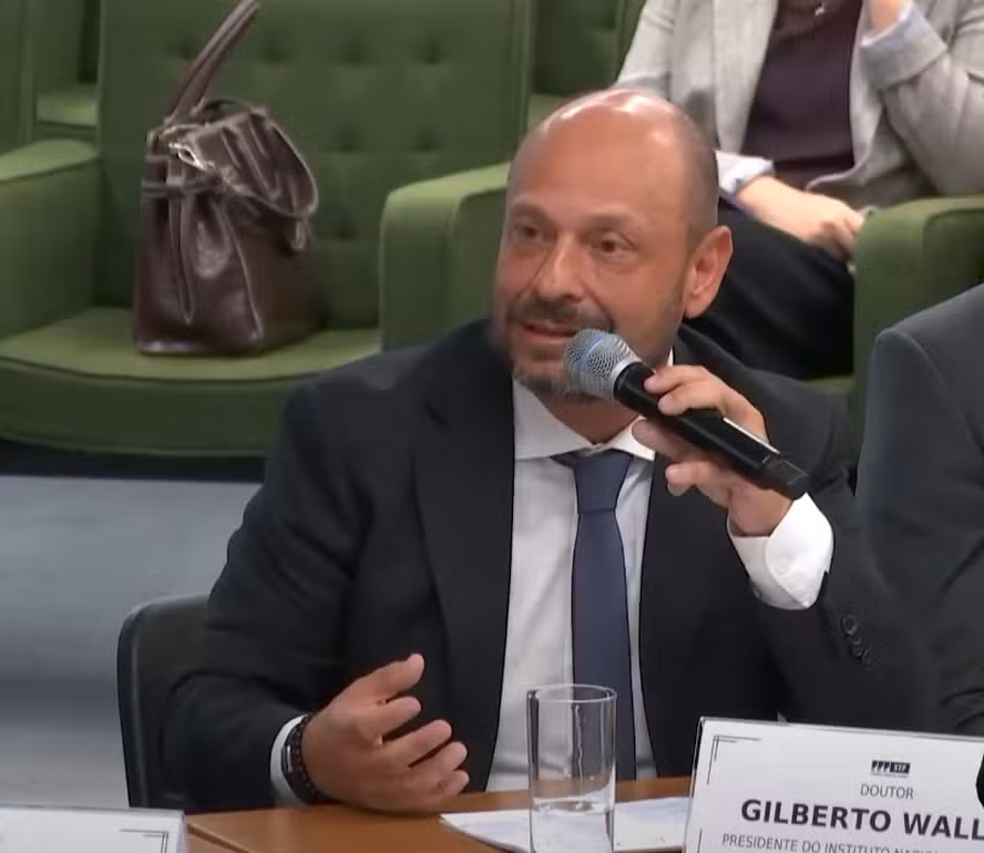 Presidente do INSS, Gilberto Waller Jr., em audiência sobre proteção a beneficiários vulneráveis