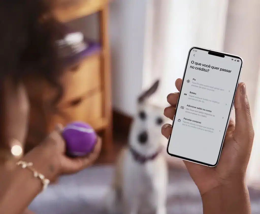 Tela do aplicativo Nubank com opções de pagamento usando cartão de crédito, incluindo Pix, Boleto, Adicionar saldo e Parcelar compras.