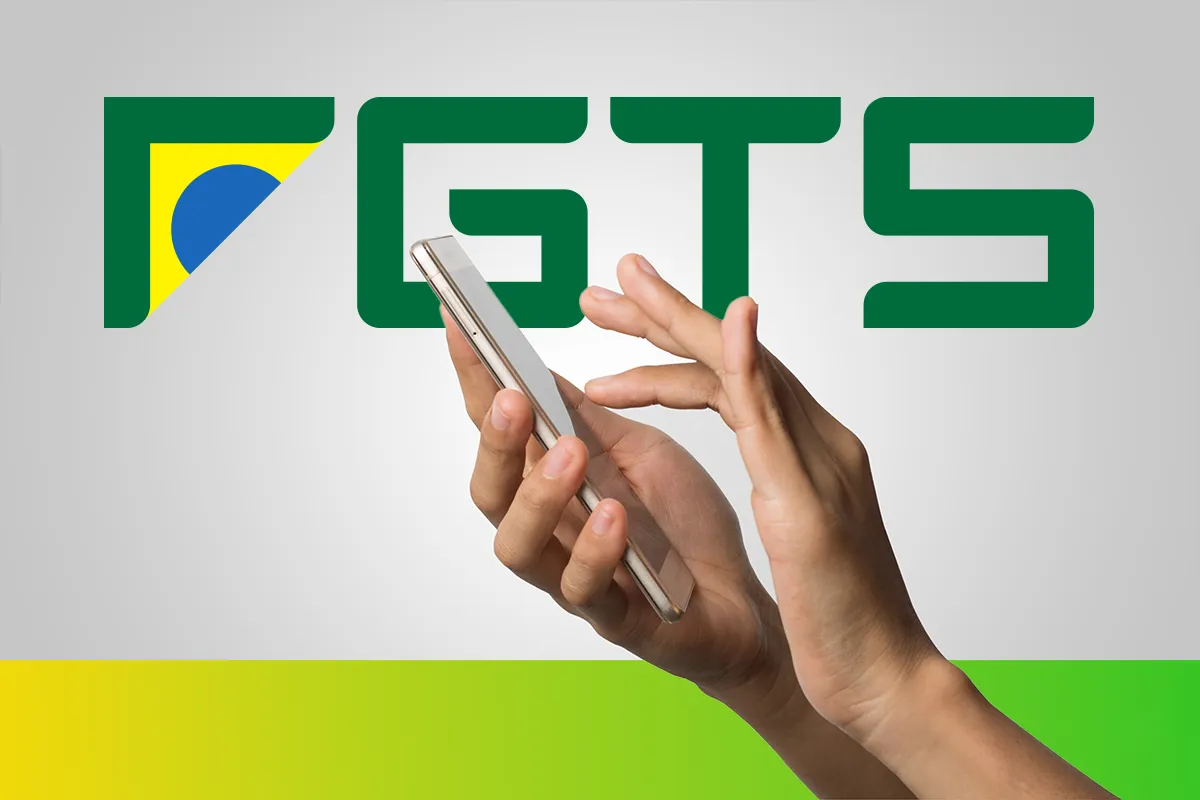 Mãos segurando um smartphone com o logo do FGTS no fundo, simbolizando a gestão digital do Fundo de Garantia do Tempo de Serviço.