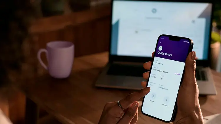 Imagem ilustrativa sobre o uso de cartões virtuais temporários do Nubank para aumentar a segurança nas compras online.