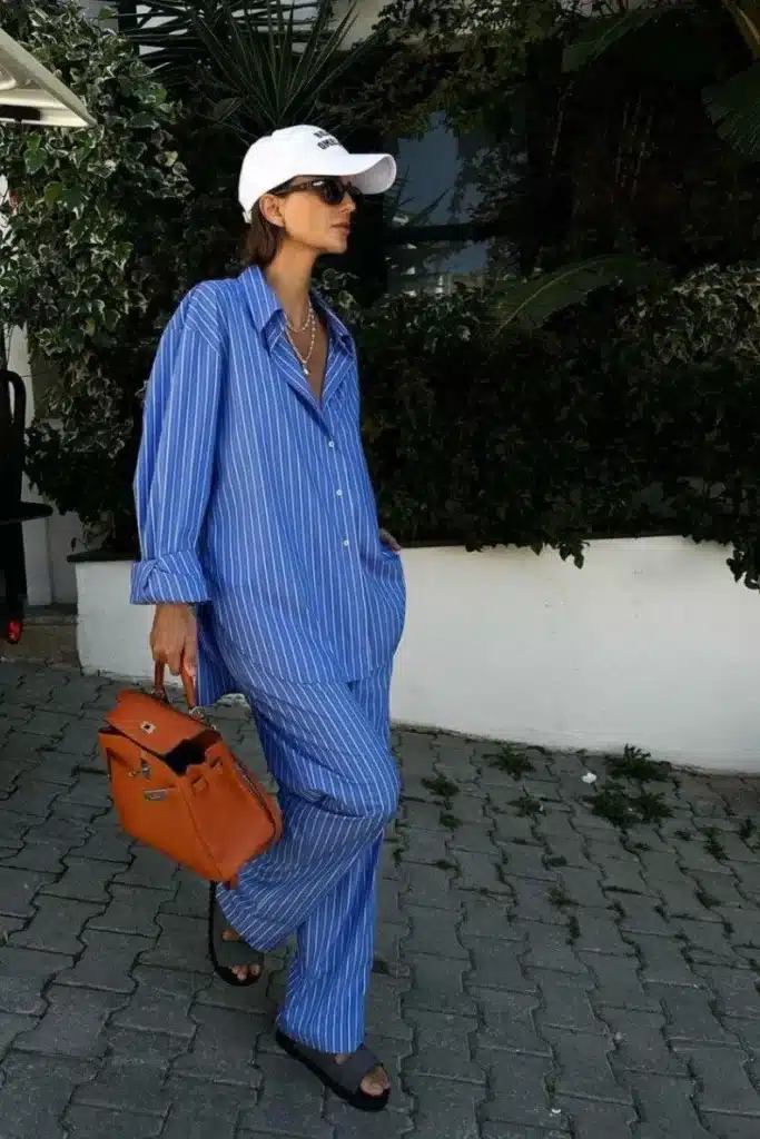 Look com peças no estilo pijama, tendência primavera/verão 2025