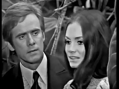 Cena da novela Selva de Pedra com os personagens Cristiano Vilhena e Simone.