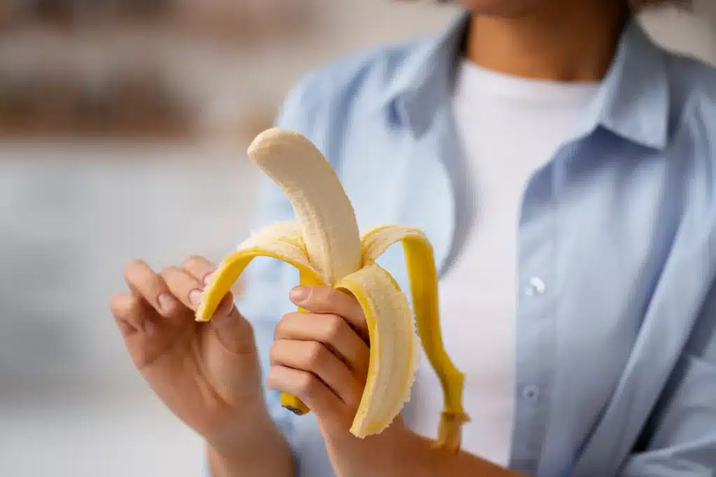 O melhor horário para comer banana e aproveitar todos os seus ...