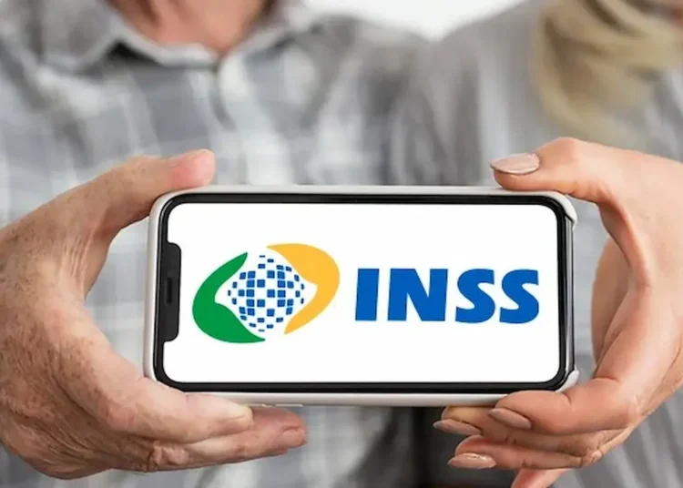 Imagem mostrando o logo do INSS no app Meu INSS, representando funcionalidades e serviços online.