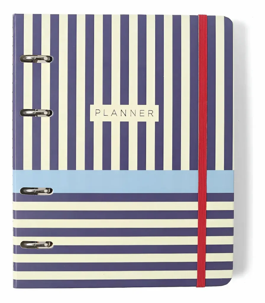 Planner Cicero A5 com capa listrada e elástico vermelho, estrutura personalizável.