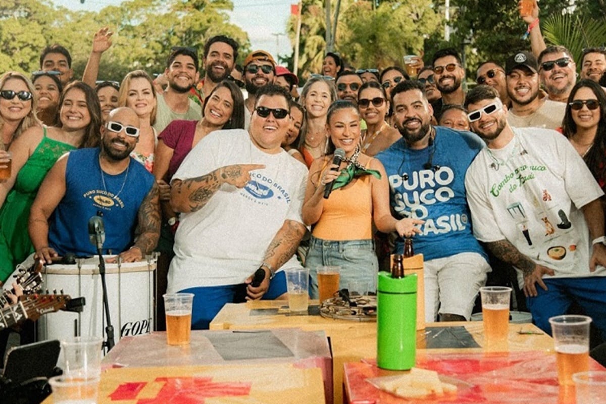 Simone Mendes e Menos é Mais