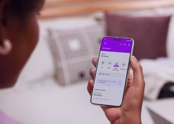Imagem informativa mostrando que o Nubank desmente boatos e esclarece informações falsas divulgadas online