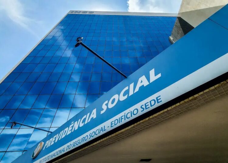 Fachada do Edifício Sede do INSS — Previdência Social