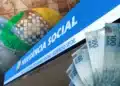 Composição visual com a fachada azul de um edifício do INSS com a inscrição "Previdência Social". Sobreposta, uma mão segurando um leque de cédulas de 100 reais, simbolizando o pagamento da aposentadoria e do benefício previdenciário.